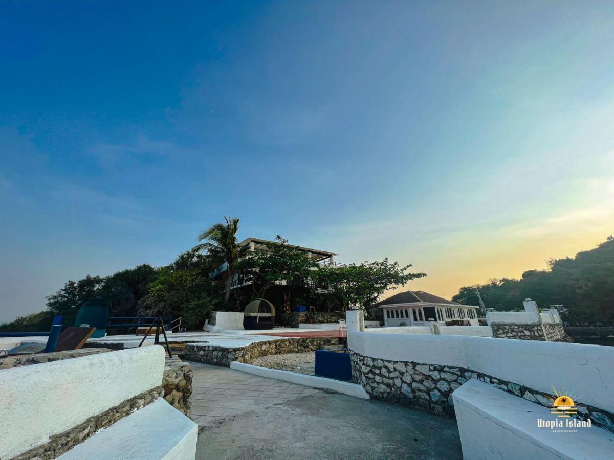Utopia Island Resort Batangas Exterior foto